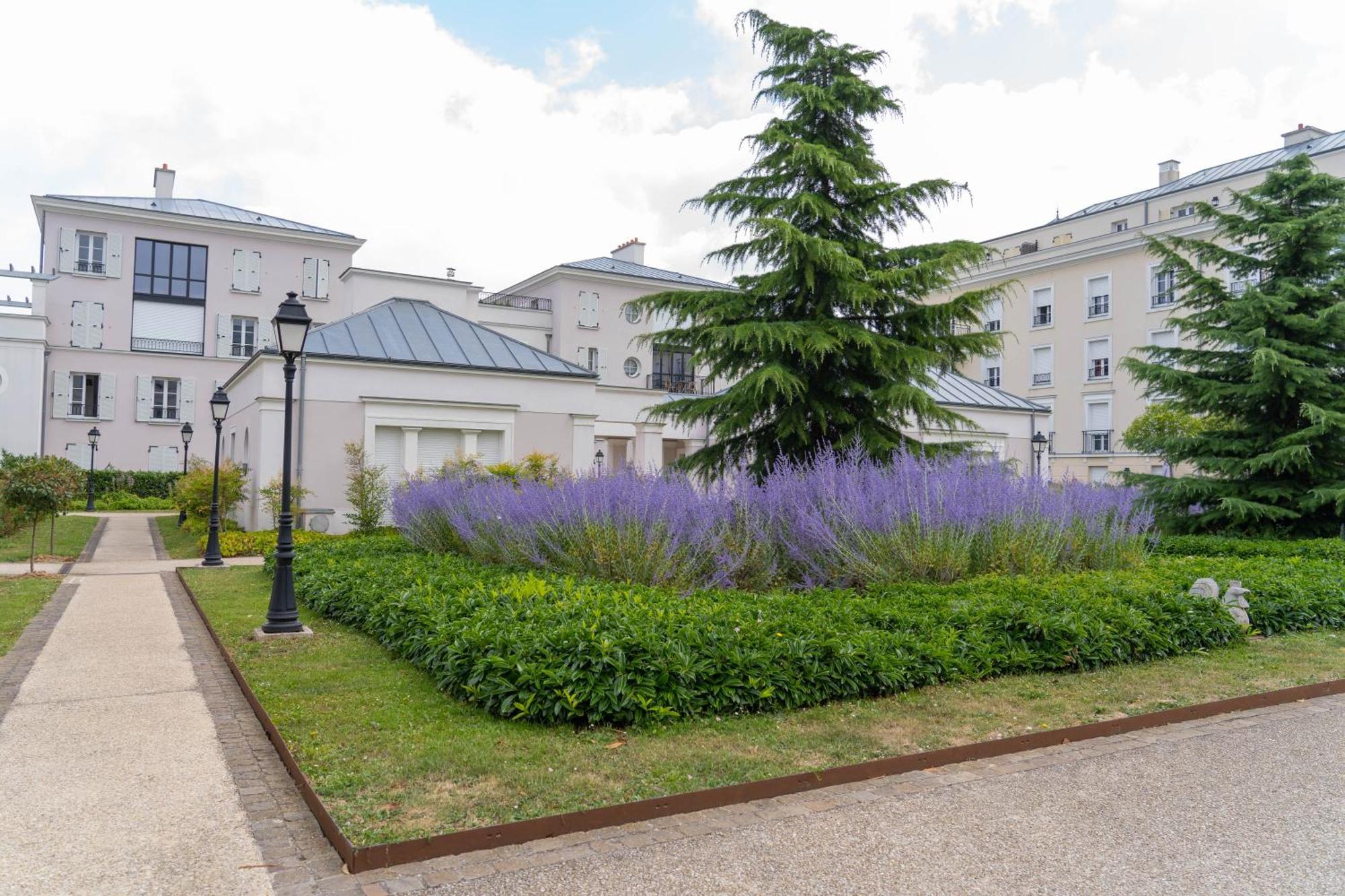 Air-Conditioned Apartment, Walking Distance To Disney - Disney Magical Homes, Paris เซร์ริส ภายนอก รูปภาพ