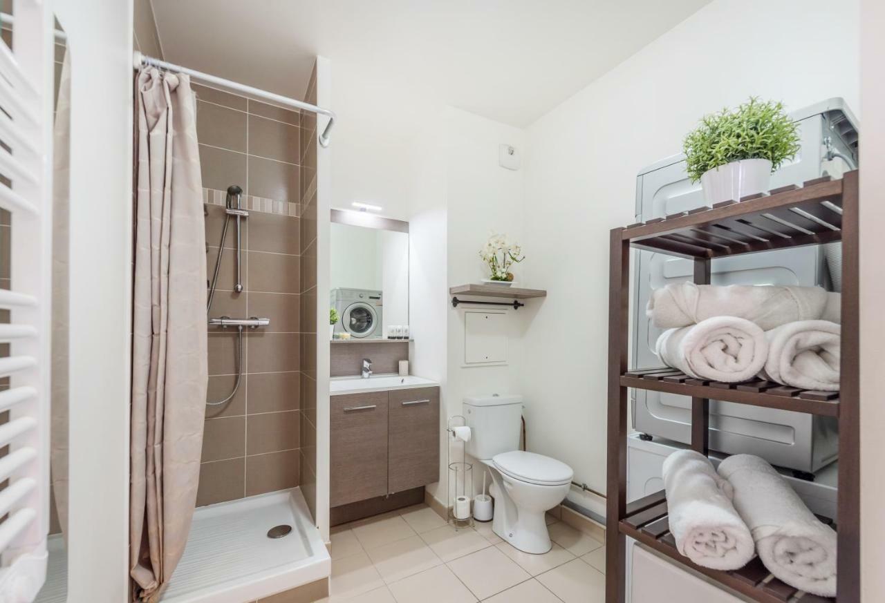 Air-Conditioned Apartment, Walking Distance To Disney - Disney Magical Homes, Paris เซร์ริส ภายนอก รูปภาพ